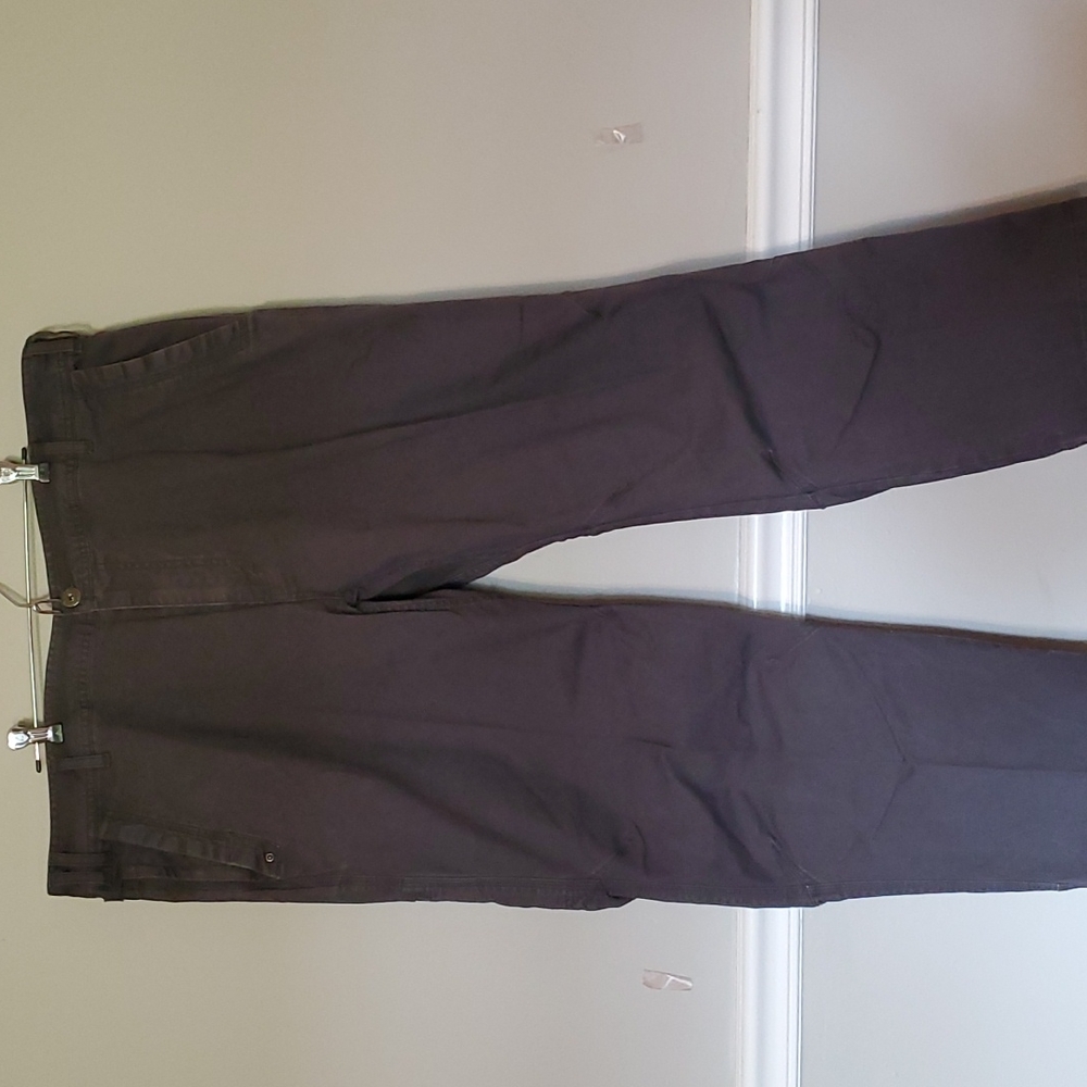 🏠⭐️  Cabela's Gray Multi Pockets Outdoors Rugged Pants. SIZE 44 X 30